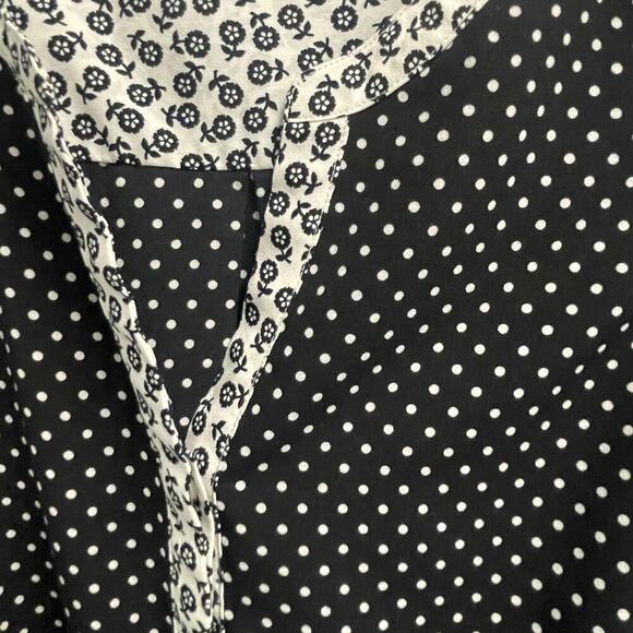 Talbots Polka Dot Blouse Size Small Sleeveless Top Business Casual Dressy - Picture 3 of 4